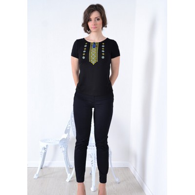 Embroidered t-shirt "Ornament" yellow/blue on black
